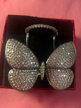 Sparkling Butterfly Ring